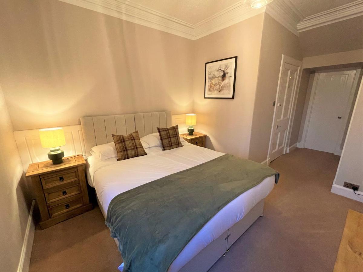Navidale House - Bed, Breakfast & Bar Hotel Helmsdale Bagian luar foto